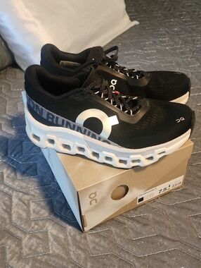 Ladies On Cloud Monster 2 Black Size 7.5